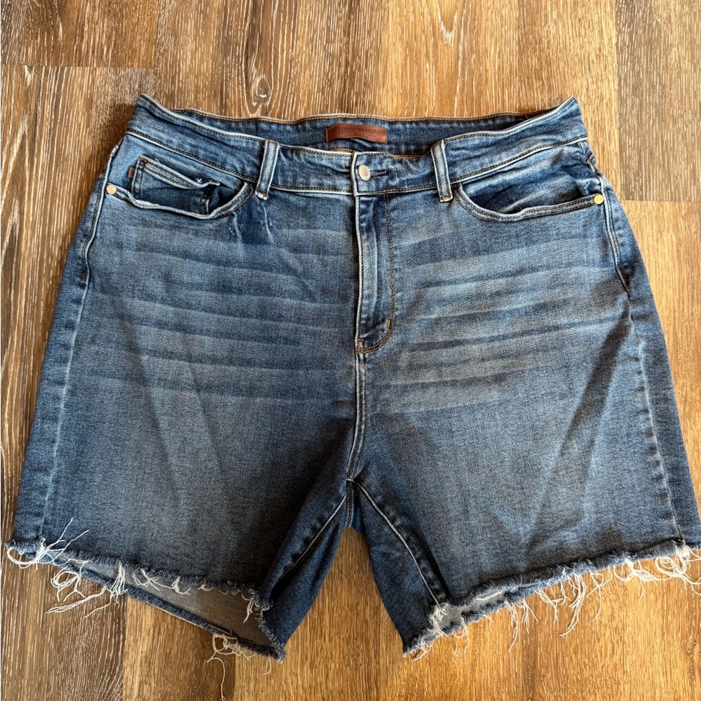 Judy Blue 3XL‎ Cut Off Denim Shorts. LIKE NEW!!